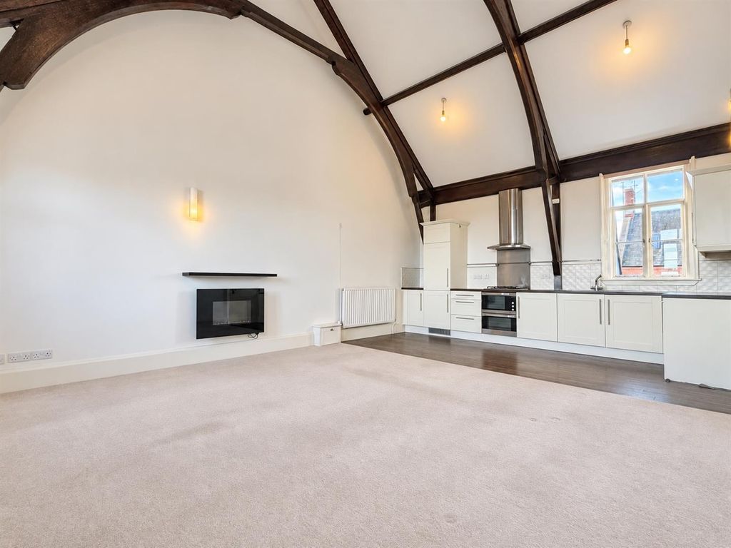 Property photo 2 of 26