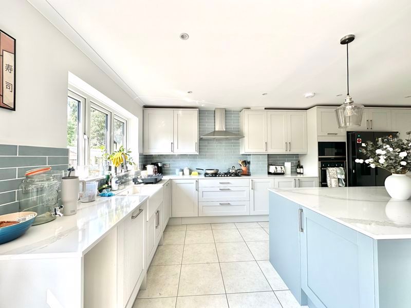 Property photo 3 of 21 Photo 55