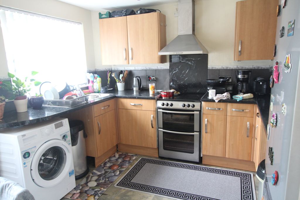 Property photo 2 of 7 Kitchen/ Diner