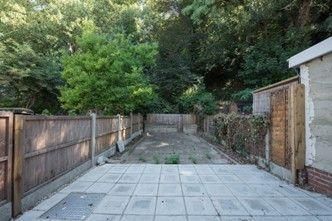 Property photo 2 of 9 Photo 2