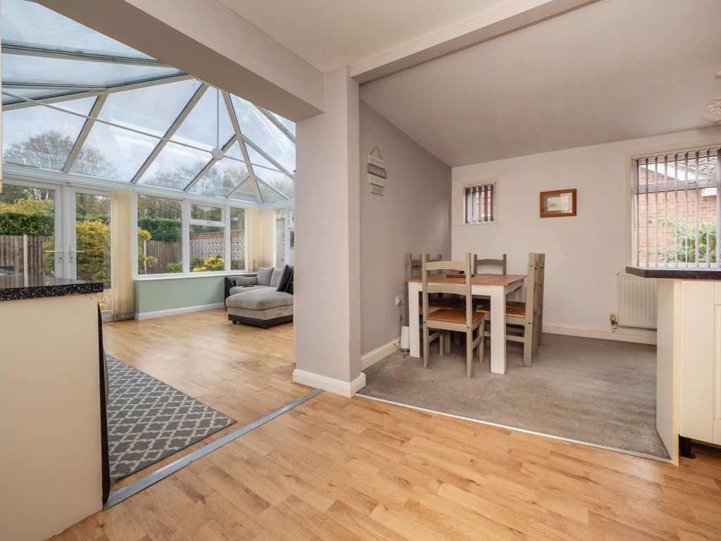 Property photo 2 of 27