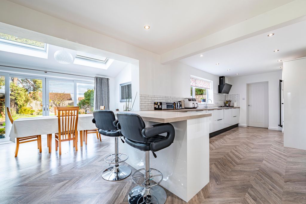 Property photo 3 of 24 Photo 3