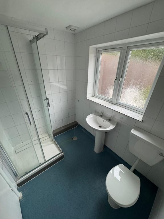 Property photo 1 of 8 3 Bed Terraced House To Rent Humberstone Road, London E13