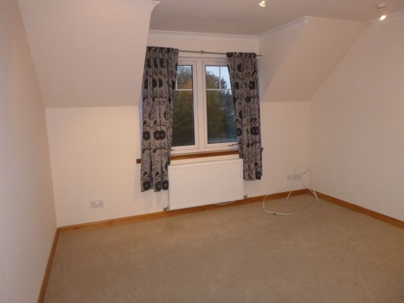 Property photo 2 of 15 Lounge