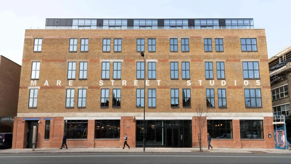 Property photo 1 of 6