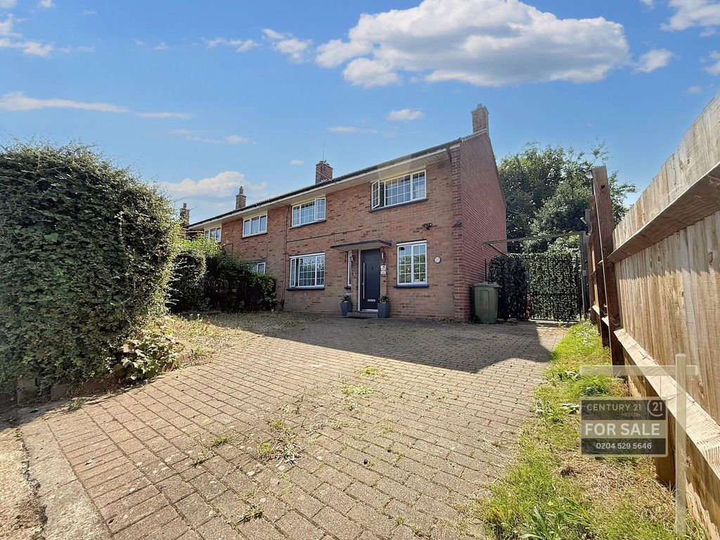 Property photo 1 of 20