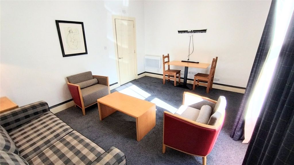 Property photo 3 of 6 Photo 3