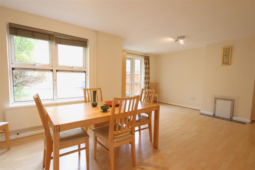 Property photo 3 of 9 Img_1904.Jpg