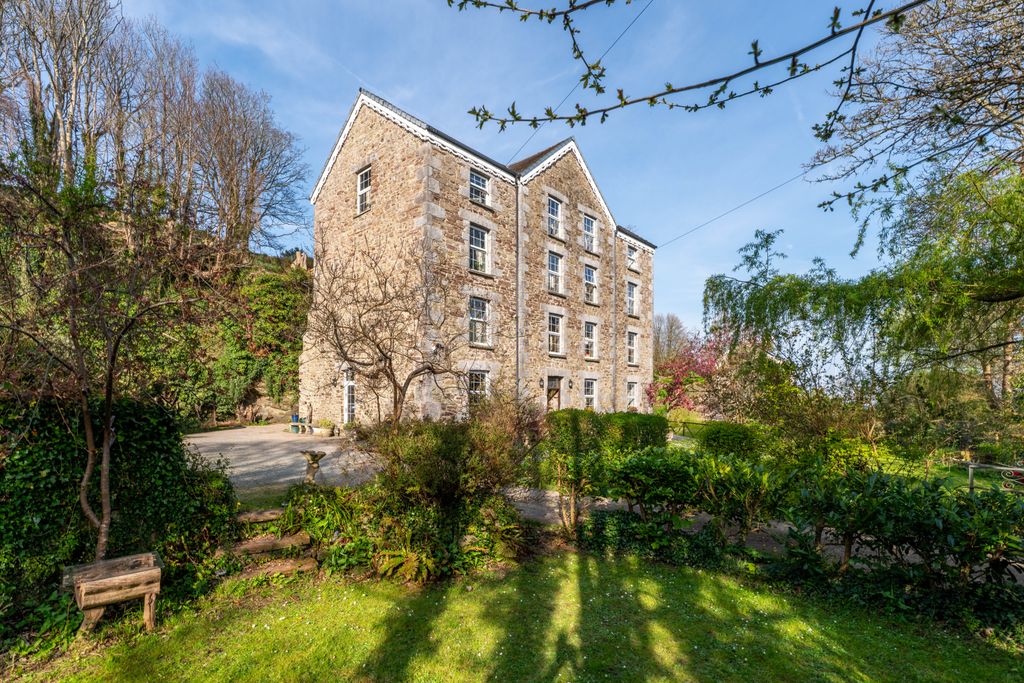 Property photo 1 of 55 7 Bed Country House