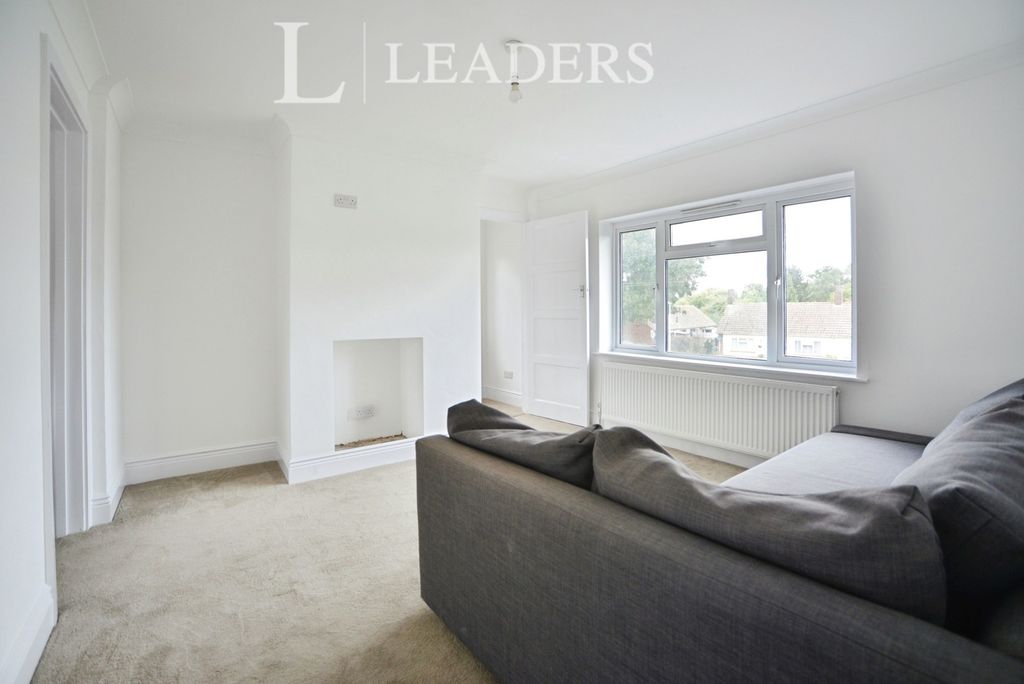 Property photo 3 of 12 Pbox-Img.Jpg
