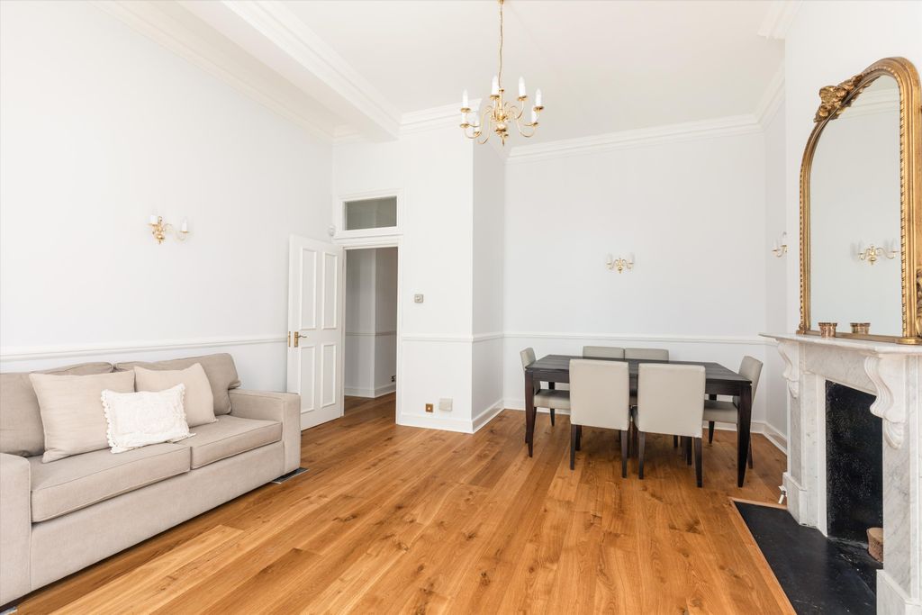 Property photo 2 of 11 Image