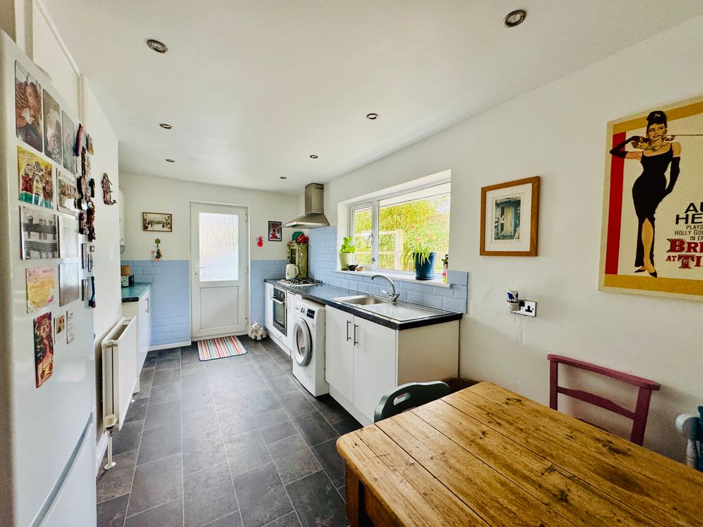 Property photo 3 of 20 Kitchen A.