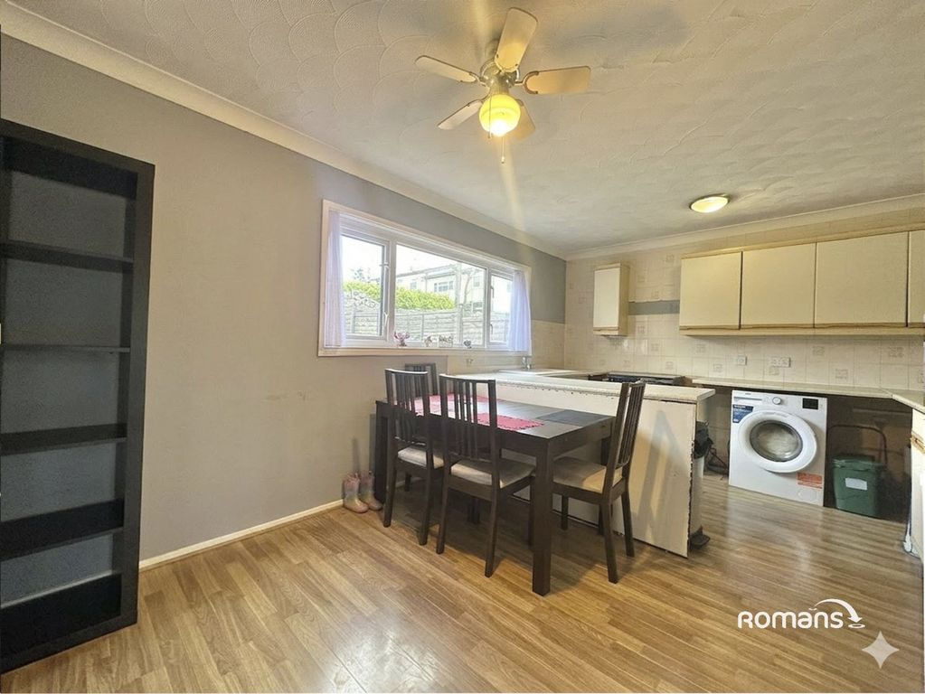 Property photo 3 of 10 Picture No. 04