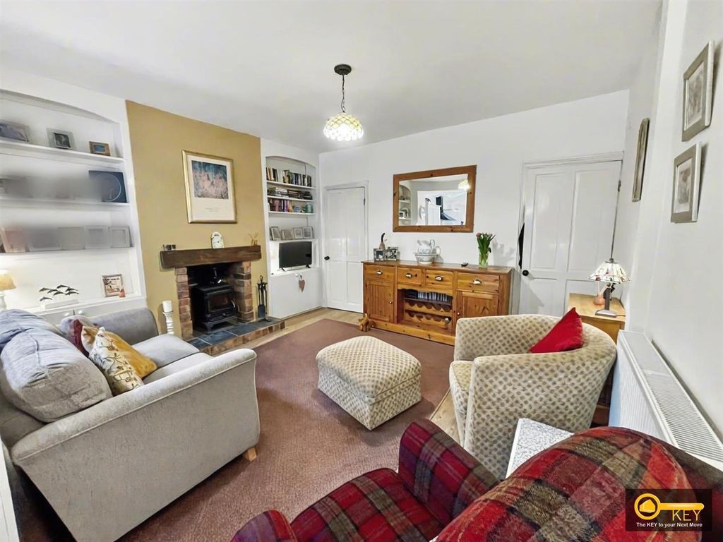 Property photo 3 of 24