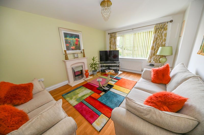 Property photo 3 of 19 Photo 11