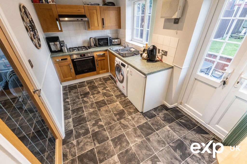 Property photo 3 of 14