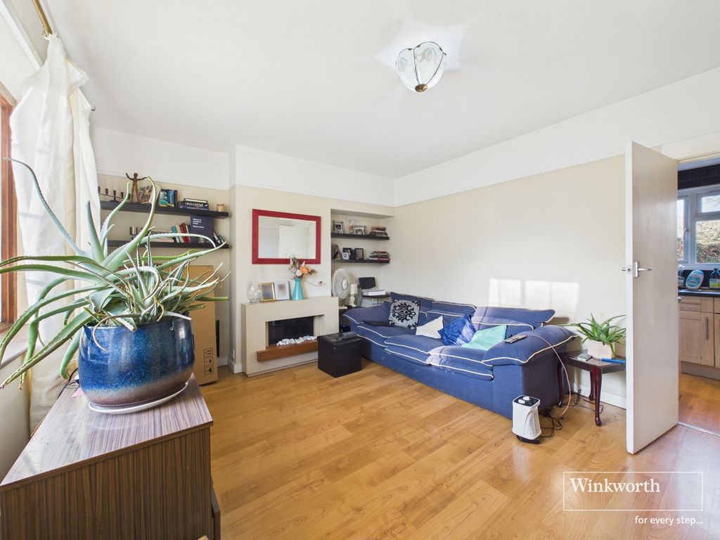 Property photo 2 of 8 Photograph