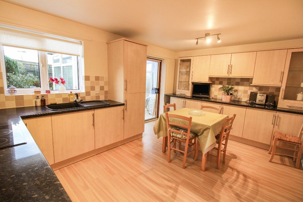 Property photo 3 of 13 Dining Kitchen