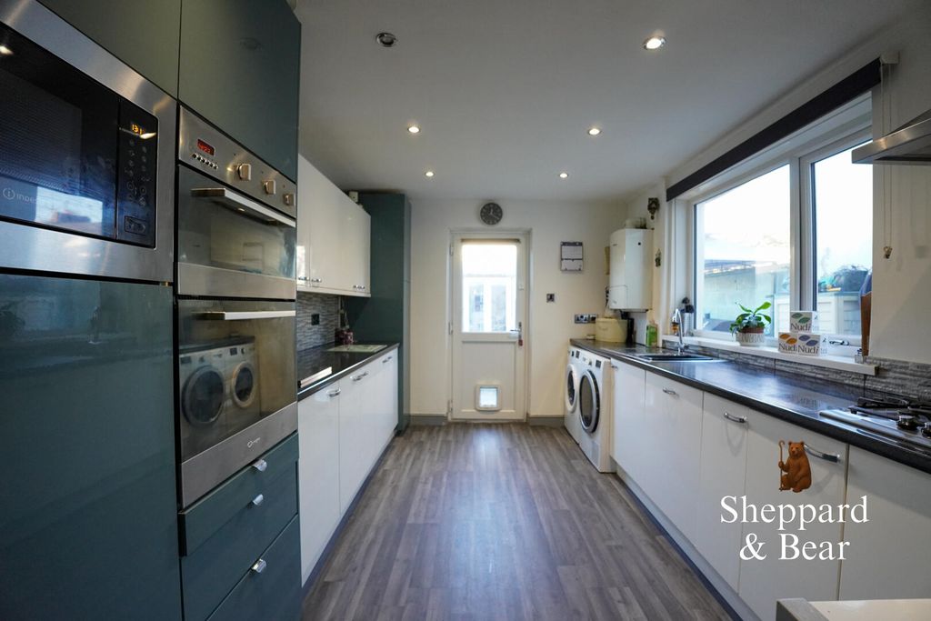 Property photo 1 of 30 Dsc01737.Jpg