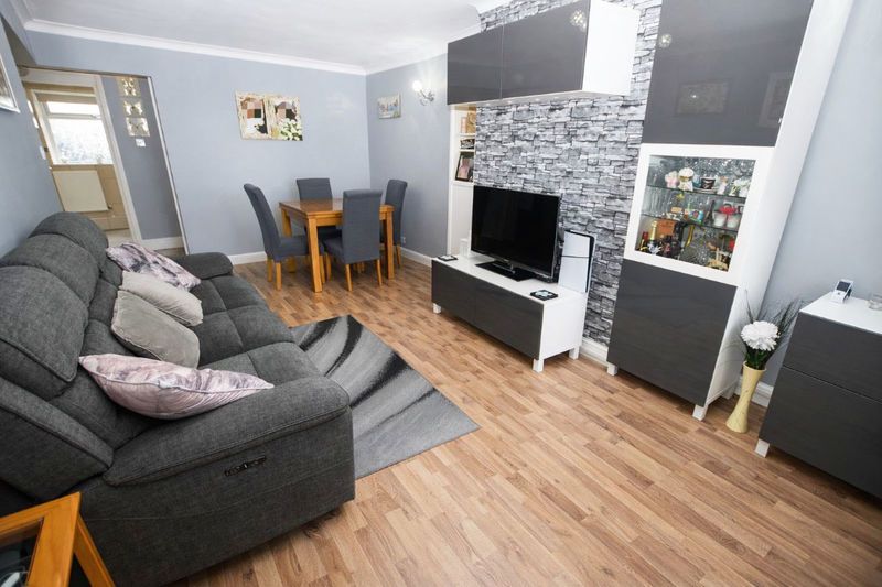 Property photo 3 of 22 Photo 6