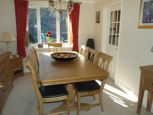 Property photo 3 of 5