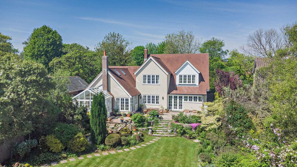 Property photo 1 of 19 Image