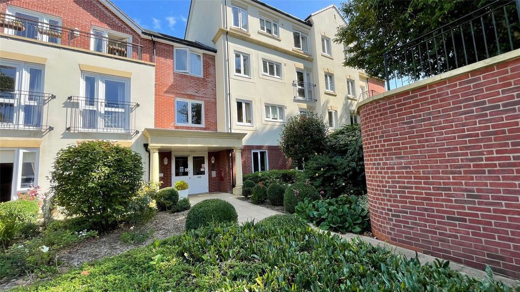 Property photo 1 of 16 Picture No. 19