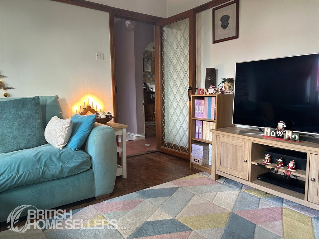 Property photo 3 of 27 Picture No. 18