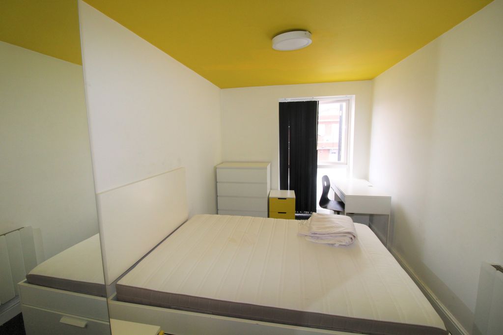 Property photo 1 of 3