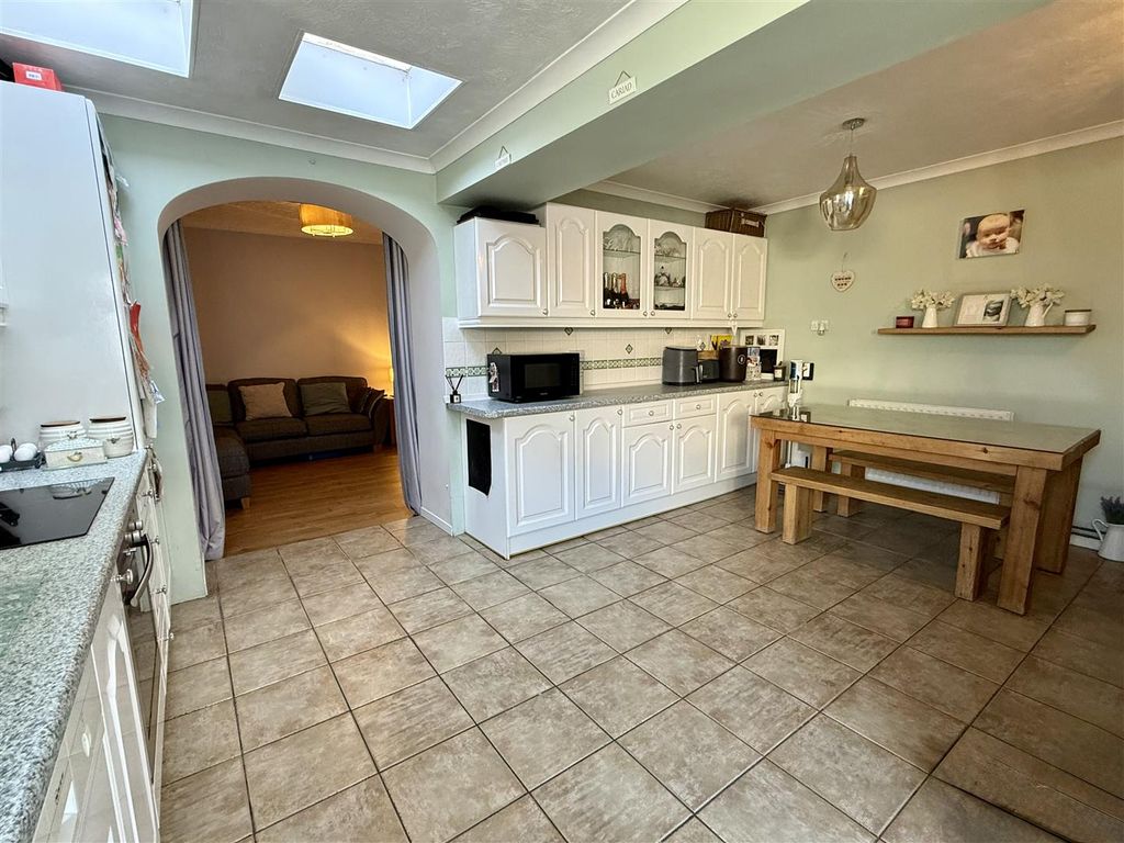 Property photo 2 of 28 Img_8911.Jpeg