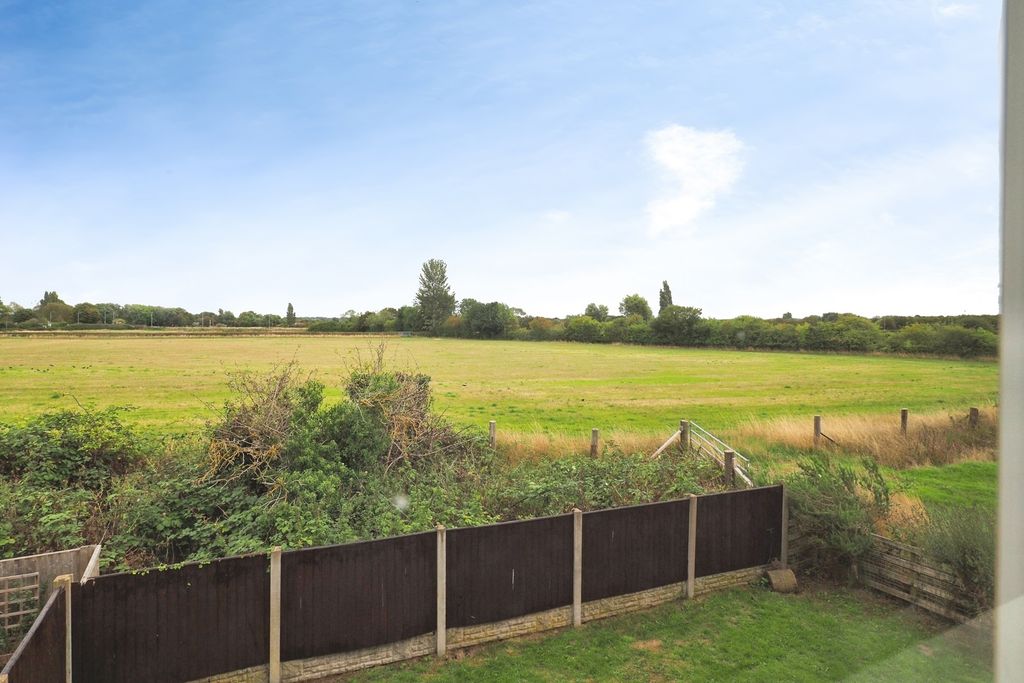 Property photo 2 of 16 Pbox-Img.Jpg