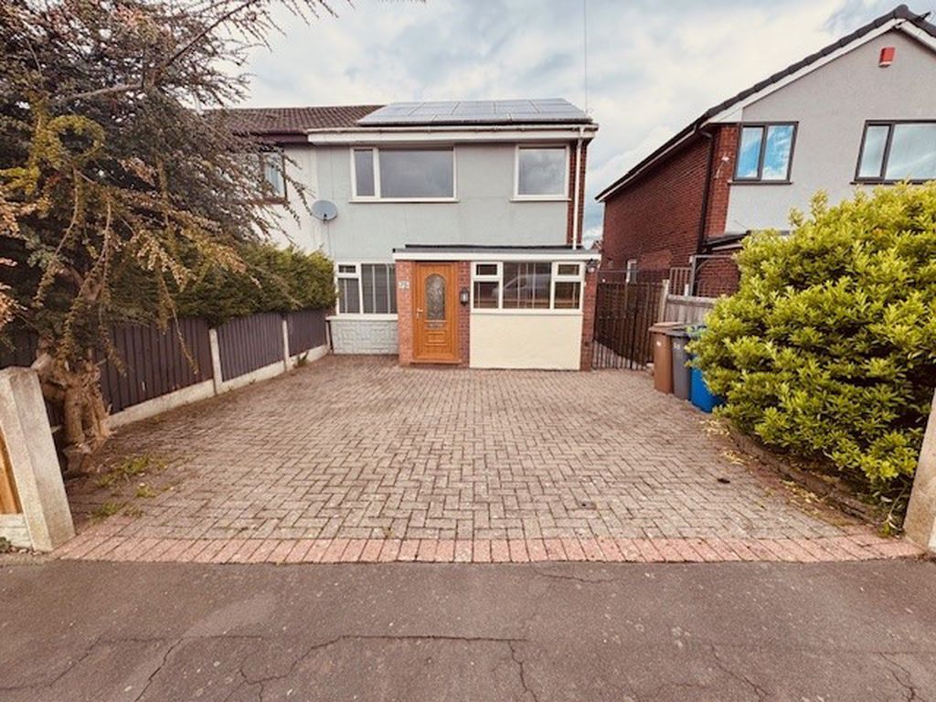 Property photo 3 of 28 External