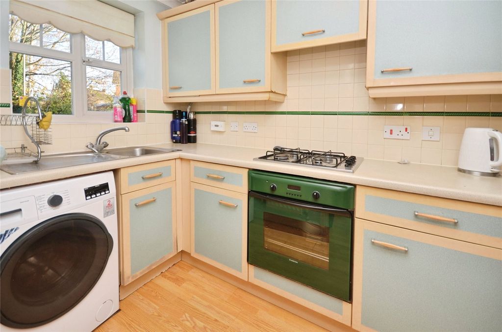 Property photo 2 of 11 Picture No. 03
