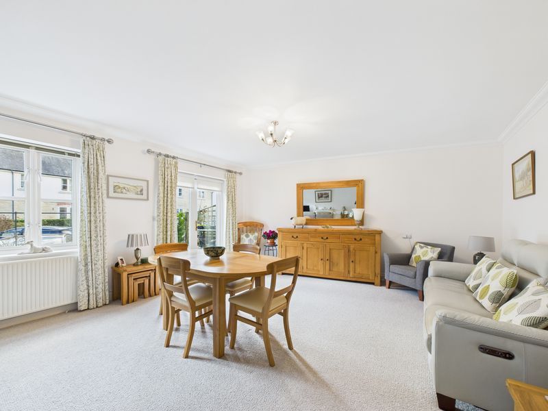 Property photo 3 of 14 Dining Room