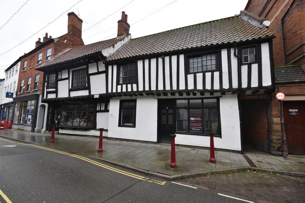 Property photo 1 of 6