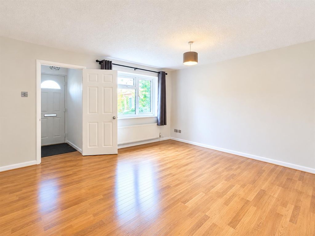 Property photo 3 of 7