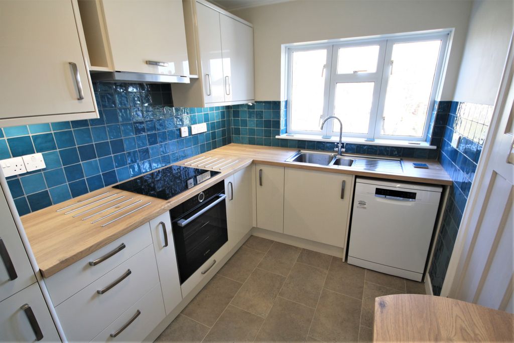 Property photo 2 of 9 Img_2637