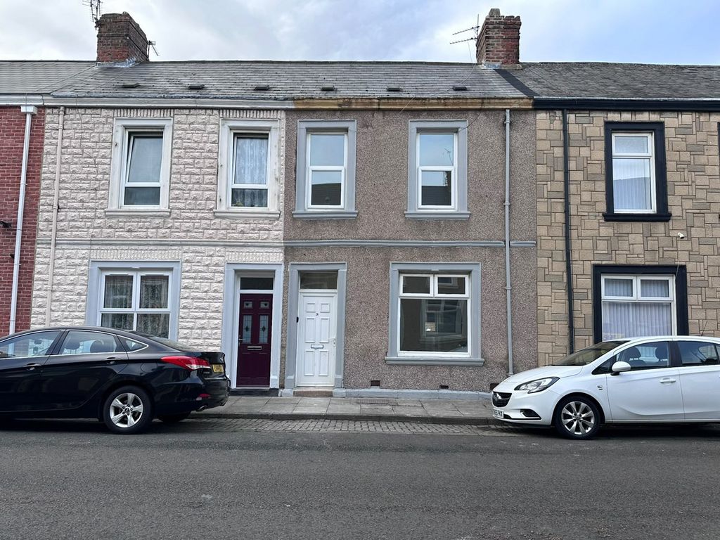 Property photo 1 of 1