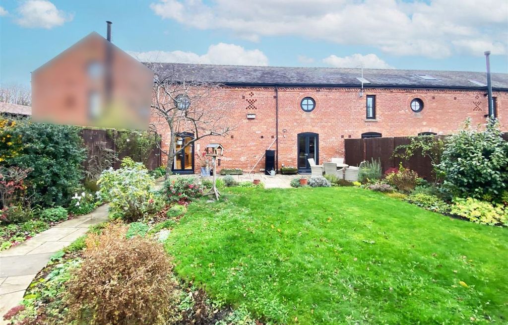 Property photo 3 of 27