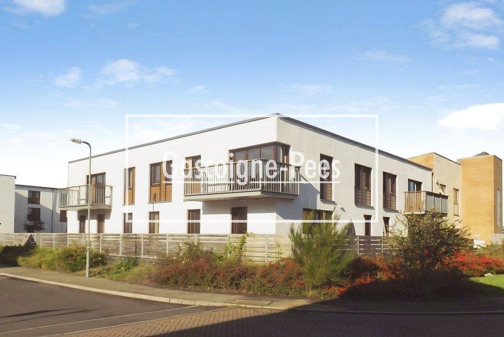 Property photo 1 of 6