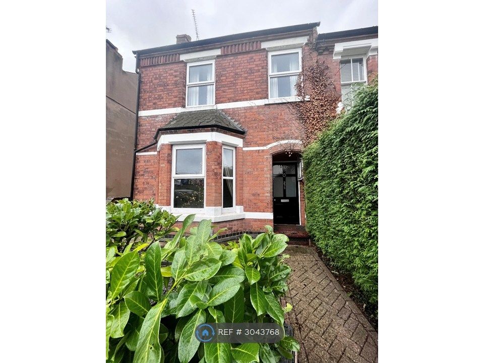 Property photo 1 of 13 Flat 1