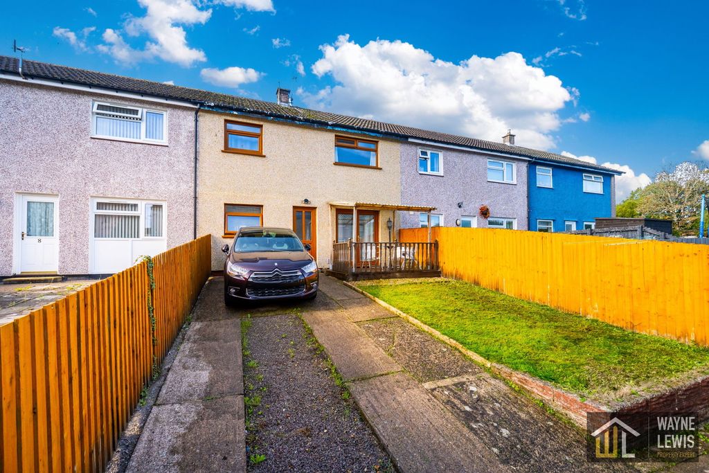 Property photo 1 of 31