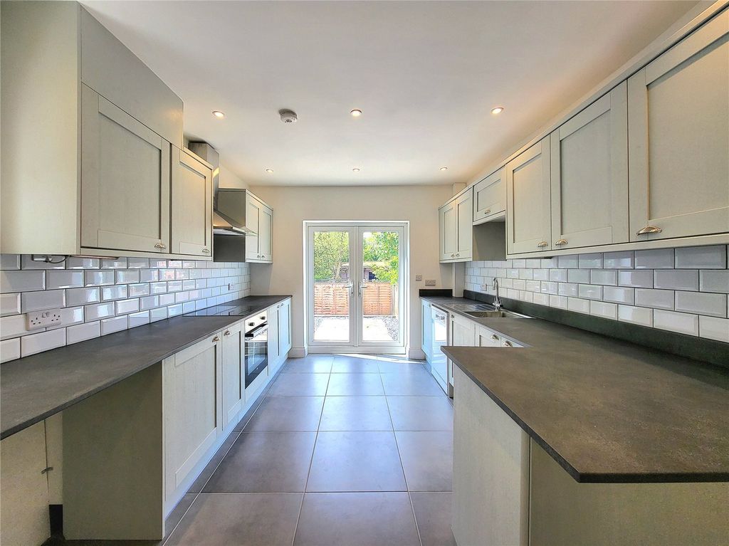 Property photo 3 of 29 Picture 3