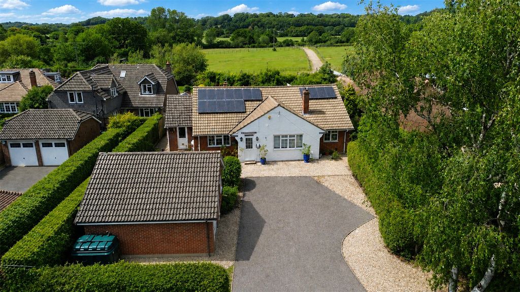 Property photo 1 of 23 Picture No. 27