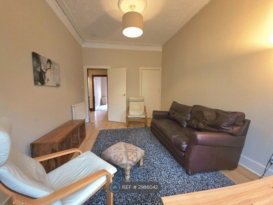Property photo 2 of 9 Living Room