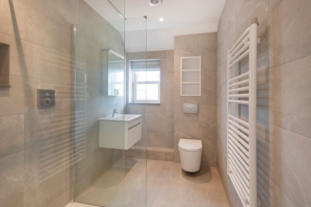 Property photo 3 of 12 Picture No. 02