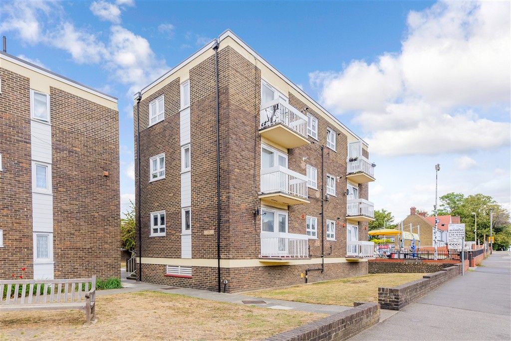 Property photo 1 of 9 External (Web)