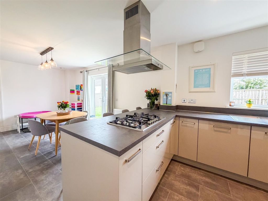 Additional image 7 of 4 bed detached house for saleKnox Wynd, Strathaven ML10