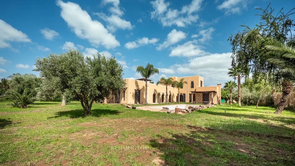 Property photo 1 of 4