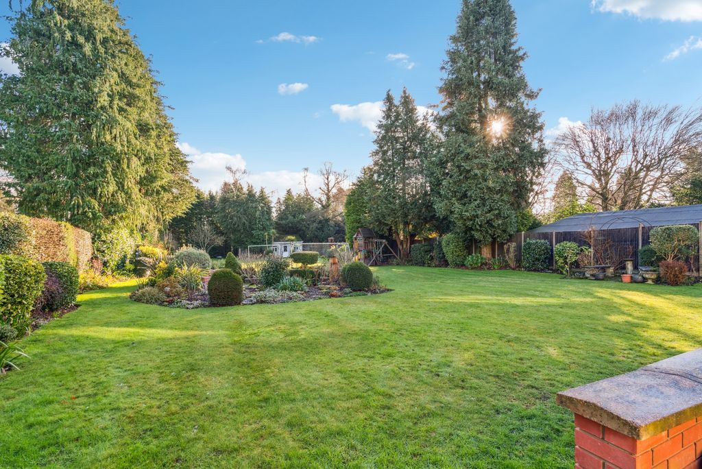 Property photo 2 of 16